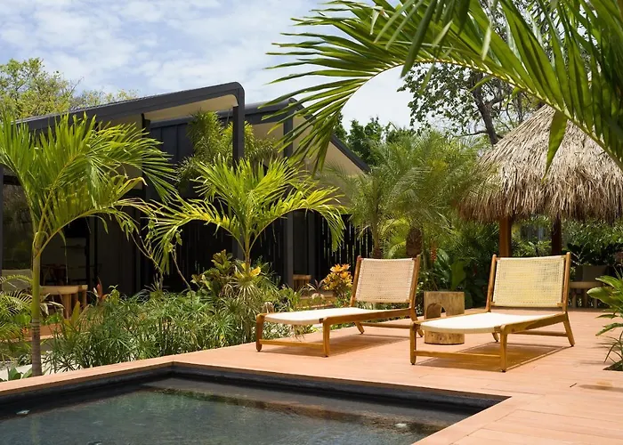 Pensión Favela Chic Tamarindo Adults Only Bungalows